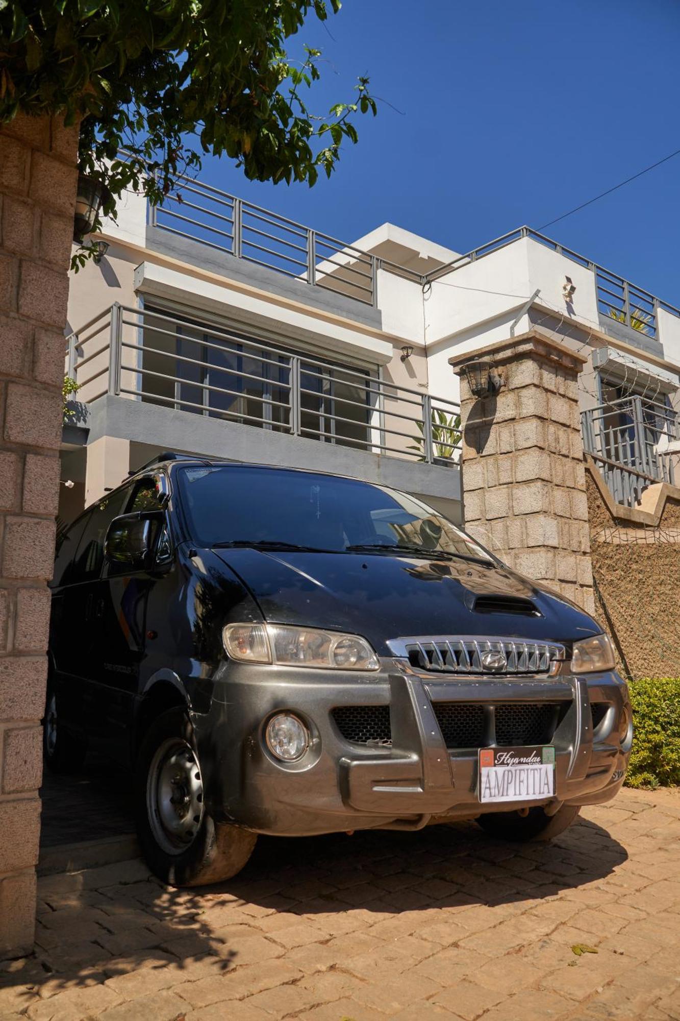 Ampifitia Guest House Antananarivo Eksteriør bilde
